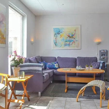 Two-bedroom Holiday In Hvide Sande *