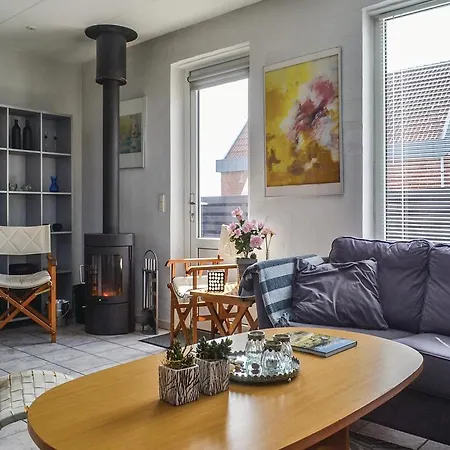 Two-bedroom Holiday In Hvide Sande Bjerregård