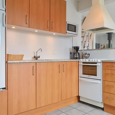 Two-bedroom Holiday In Hvide Sande